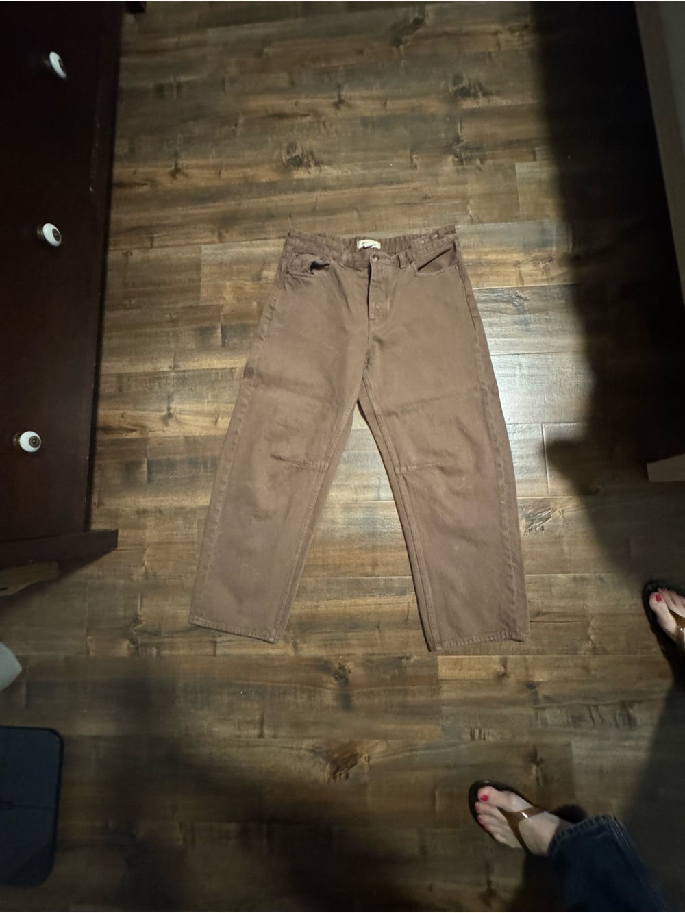 Madewell Darted Barrel-Leg Jeans - Picture 7 of 8